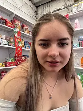 imlindapink online show from 04.20.26