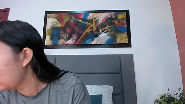 Snapshot of LaraGoldd chatting on 01.31.26 LaraGoldd online show from 01.31.26