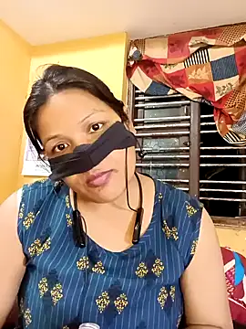 Radhikadavi879 online show from 02.16.25