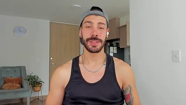 Guyinthemountain online show from 02.10.25