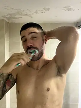 Guyinthemountain online show from 09.08.25