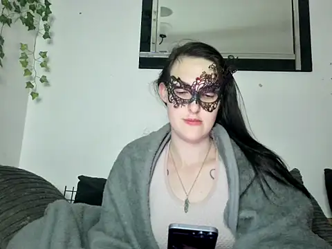 LexiSnowUK online show from 01.08.25