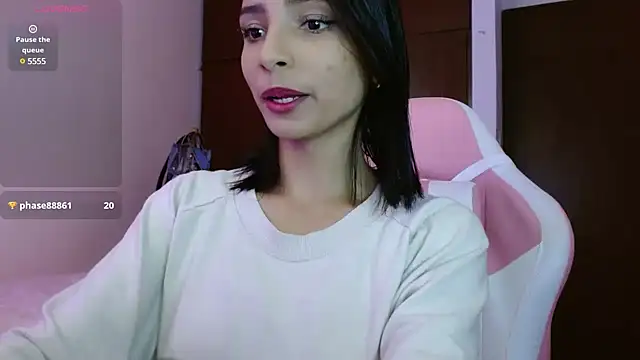 AnnitaSerna  online show from 01.04.25