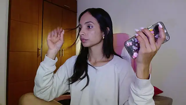 AnnitaSerna  online show from 11.06.25