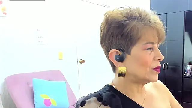 Angelina Stone 65 online show from 09.27.25