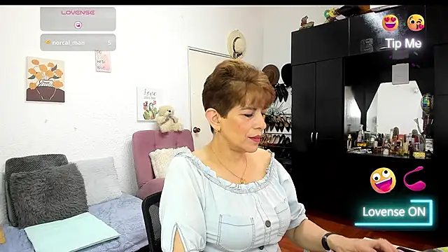 Angelina Stone 65 online show from 01.18.26