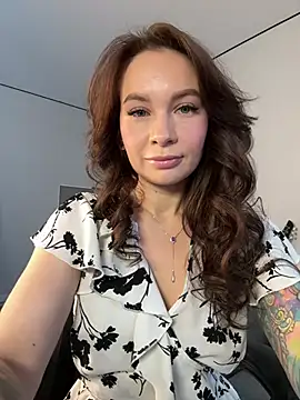 Snapshot of Not_dishwasher chatting on 02.08.26 Not dishwasher online show from 02.08.26