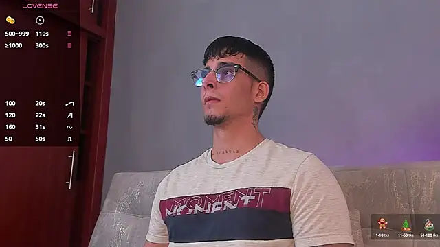 Snapshot of iamcamiloo_ chatting on 12.30.24 iamcamiloo online show from 12.30.24