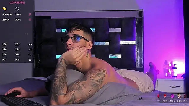 Snapshot of iamcamiloo_ chatting on 03.05.25 iamcamiloo online show from 03.05.25