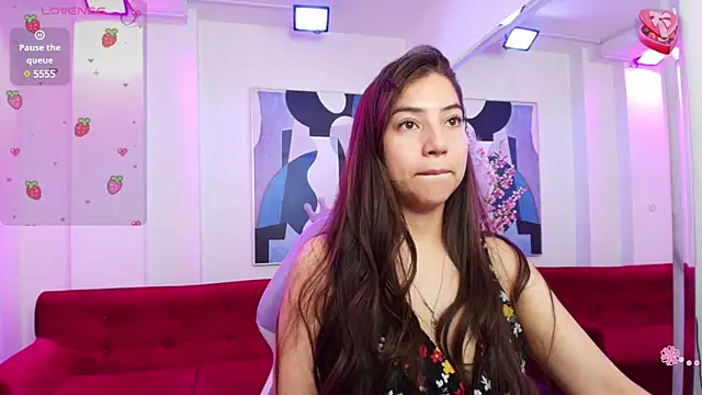 Ema louis  online show from 02.25.25