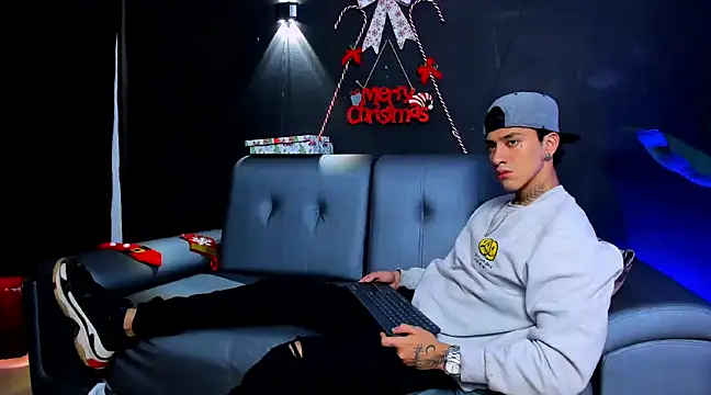 JUSTIN FULLER1 online show from 12.13.24