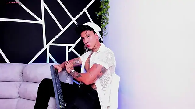 JUSTIN FULLER1 online show from 02.17.25