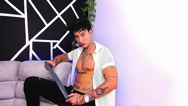 JUSTIN FULLER1 online show from 02.25.25