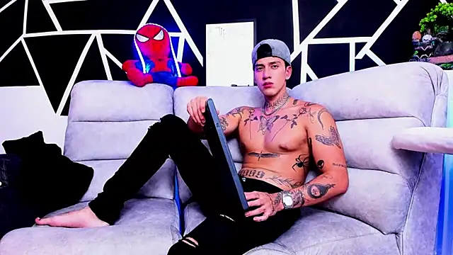 JUSTIN FULLER1 online show from 03.08.25