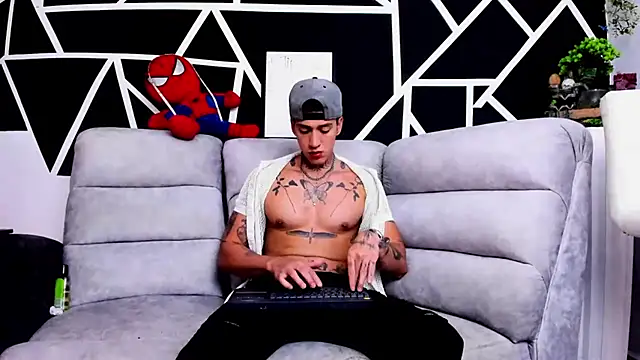 JUSTIN FULLER1 online show from 03.12.25