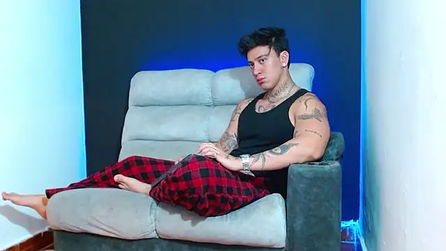 JUSTIN FULLER1 online show from 01.08.26