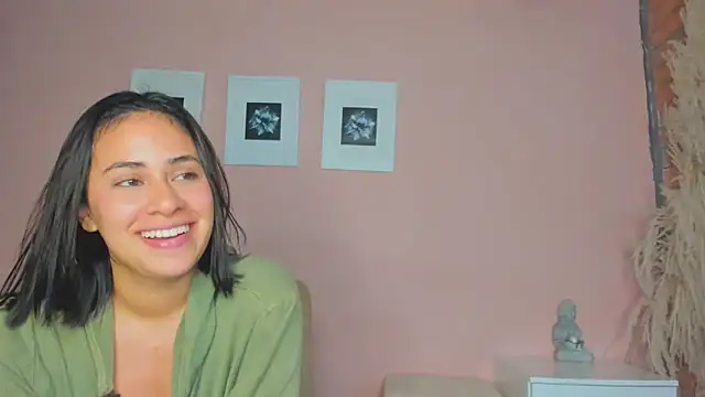 Snapshot of salavictoria chatting on 01.03.25 salavictoria online show from 01.03.25