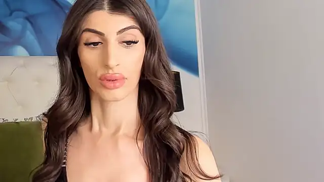 SkinnyDolly online show from 02.14.25