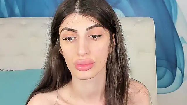 SkinnyDolly online show from 12.19.25