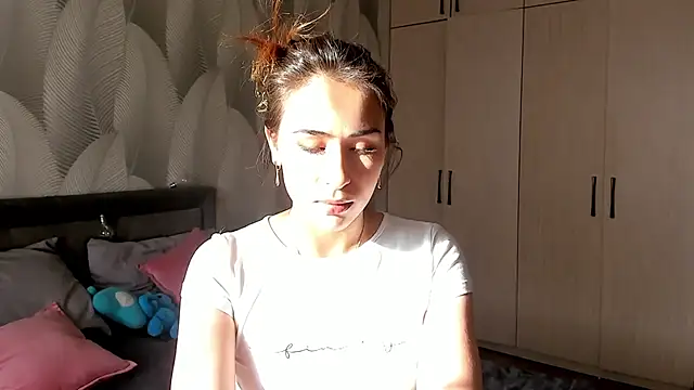 Bambiii bby online show from 09.20.25