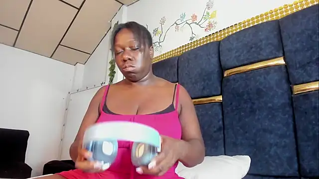 skaysanchez1 online show from 09.24.25