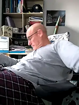 bogland33 online show from 03.20.25