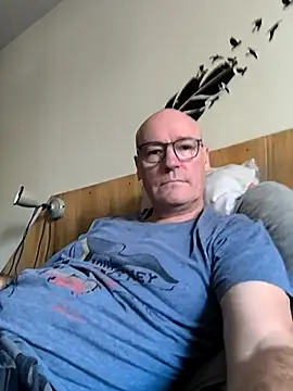 bogland33 online show from 10.12.25