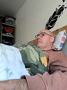 bogland33 online show from 10.16.25