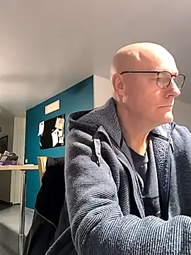 bogland33 online show from 11.03.25