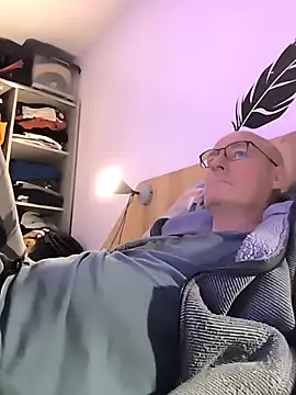 bogland33 online show from 11.17.25