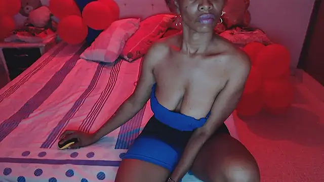 Snapshot of SashaBrianna99 chatting on 02.28.25 SashaBrianna99 online show from 02.28.25