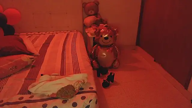 Snapshot of SashaBrianna99 chatting on 03.09.25 SashaBrianna99 online show from 03.09.25