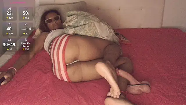 Snapshot of SashaBrianna99 chatting on 09.23.25 SashaBrianna99 online show from 09.23.25