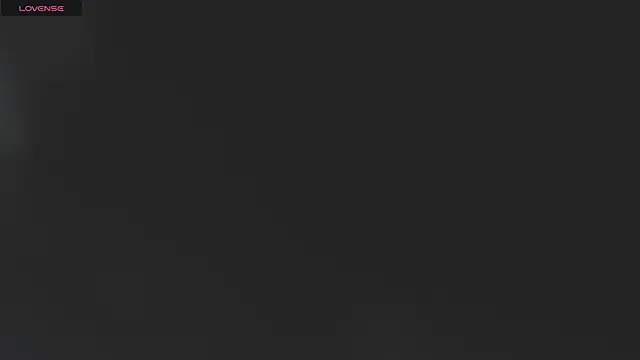 Snapshot of SashaBrianna99 chatting on 10.25.25 SashaBrianna99 online show from 10.25.25