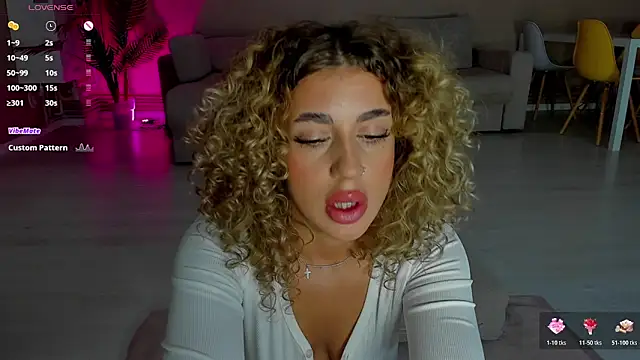 CurlyAnt0 online show from 11.28.25