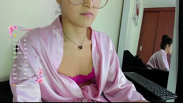 its  angelica  online show from 09.08.25