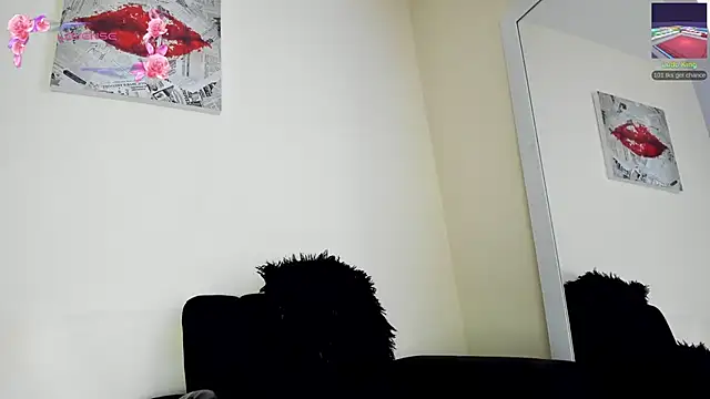 its  angelica  online show from 02.10.26