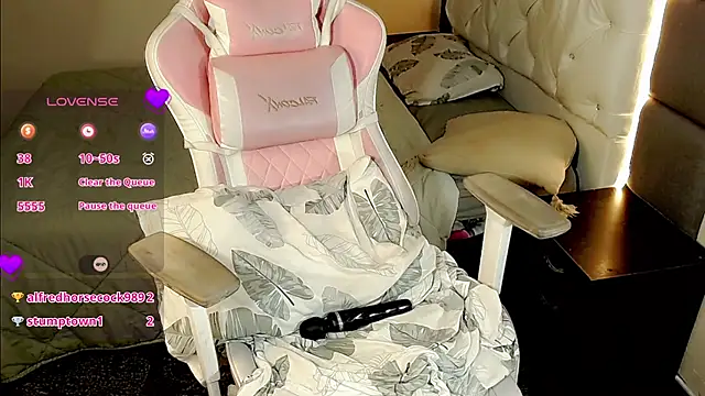 MimiRodriguez online show from 01.16.25