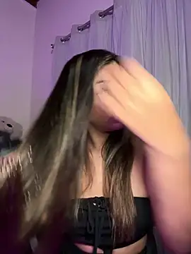 tuckersabrina online show from 02.19.25