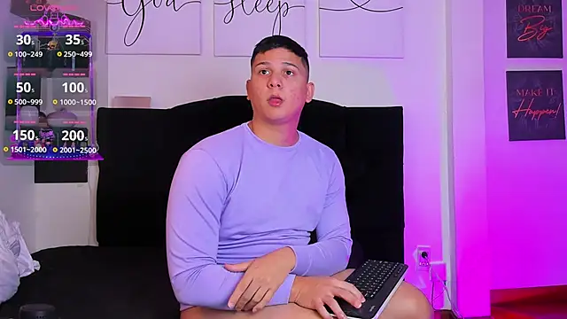 Snapshot of ANDREZALVAREZ chatting on 01.23.25 ANDREZALVAREZ online show from 01.23.25