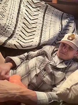 Snapshot of devinshd chatting on 11.06.25 devinshd online show from 11.06.25