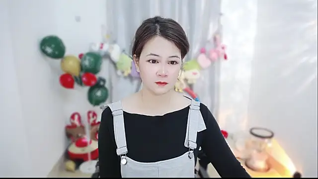 Snapshot of Fan_ting chatting on 02.13.26 Fan ting online show from 02.13.26