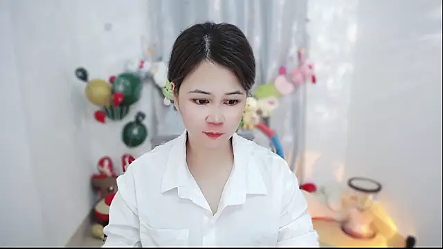 Snapshot of Fan_ting chatting on 02.15.26 Fan ting online show from 02.15.26