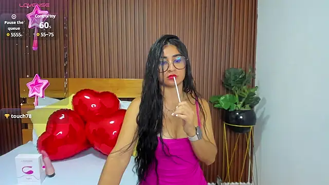 evelin leroy online show from 02.13.25