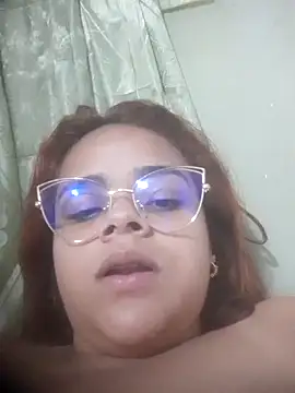 Snapshot of Evabigass chatting on 03.16.25 Evabigass online show from 03.16.25