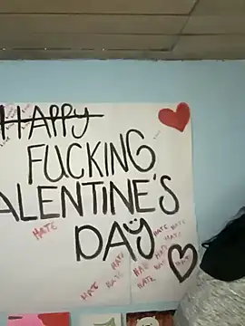 Elvishcassie  online show from 02.17.25