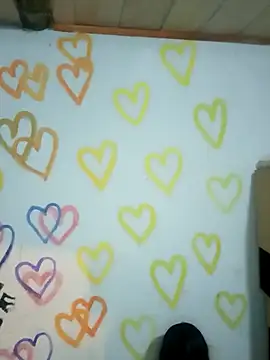 Elvishcassie  online show from 02.20.25