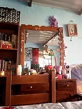 Snapshot of Elvishcassie_ chatting on 03.25.26 Elvishcassie online show from 03.25.26