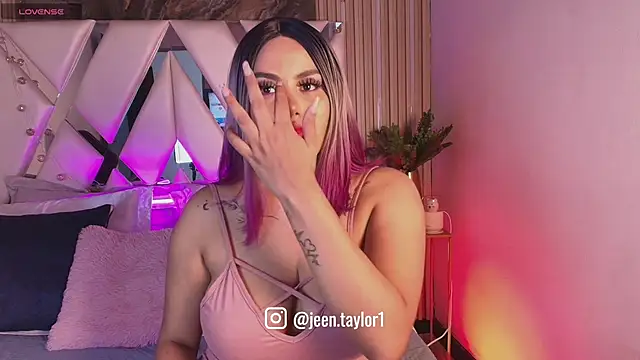 Jeen Taylor online show from 10.19.25