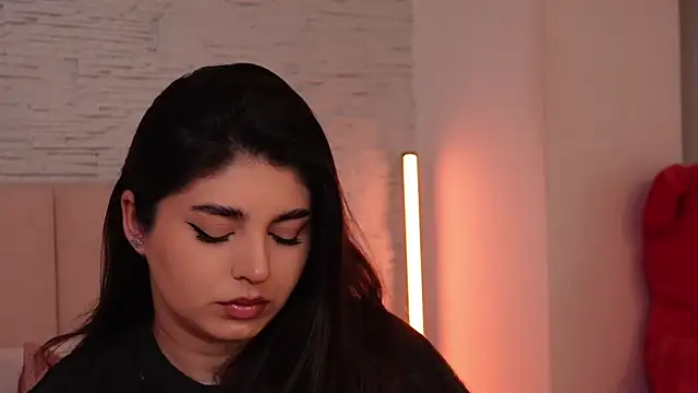 RachelSwaan online show from 12.22.24